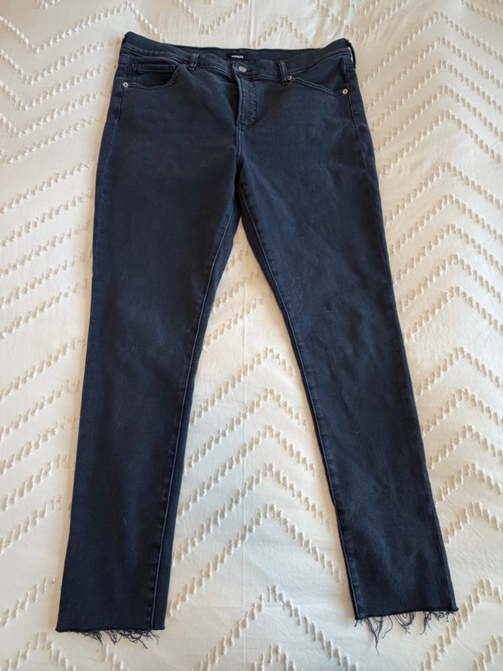Express Women's Black Raw Hem Skinny Jeans